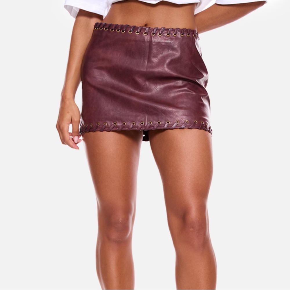 PrettyLittleThing Burgundy Faux Leather Mini Skirt size M/6